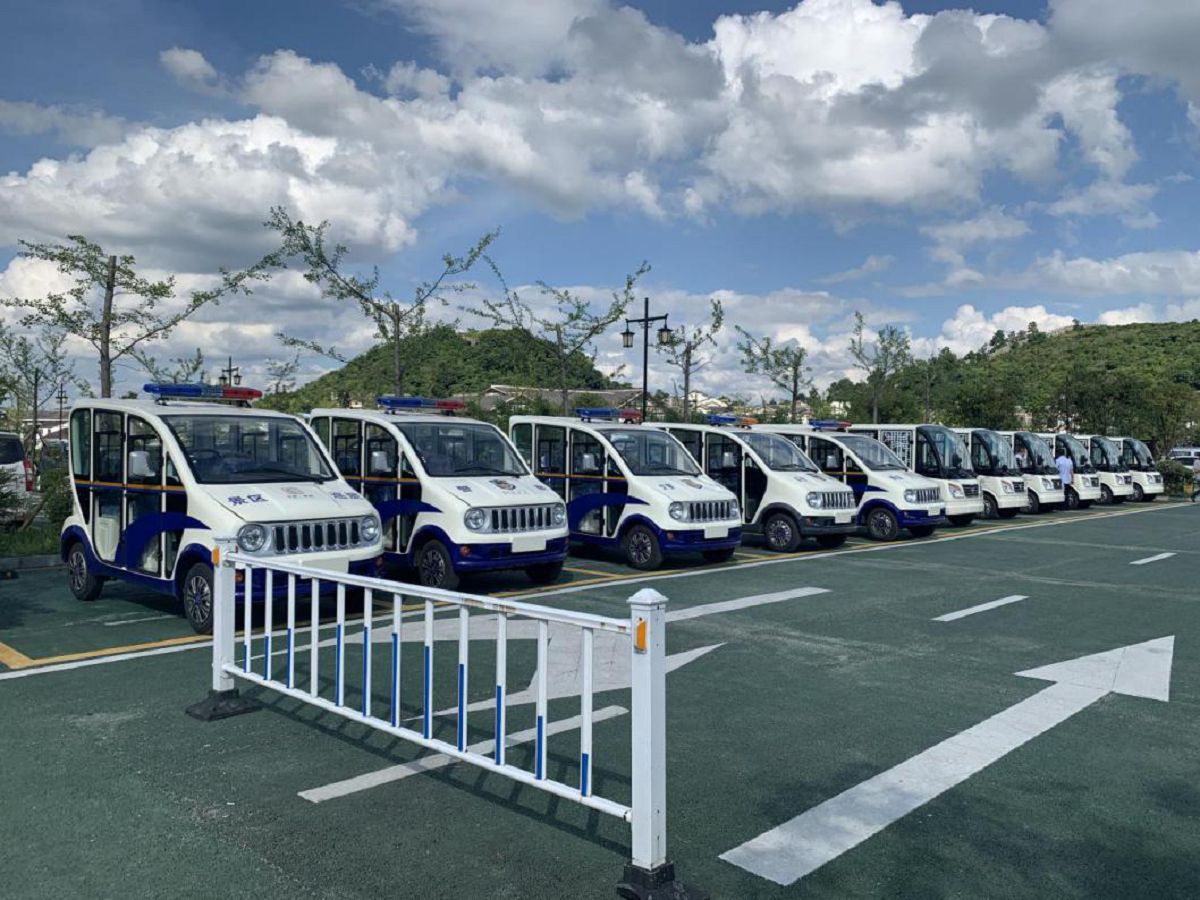 忠輝4-5座電動(dòng)觀(guān)光巡邏車(chē) 忠輝4-5座電動(dòng)觀(guān)光巡邏車(chē)